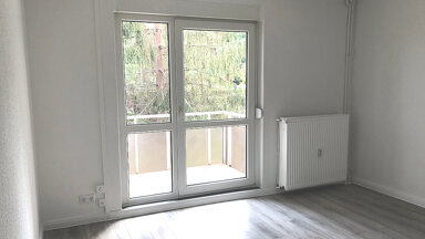 Wohnung zur Miete 290 € 2 Zimmer 48,8 m² 3. Geschoss Schladebacher Straße 77 Bad Dürrenberg Bad Dürrenberg 6231