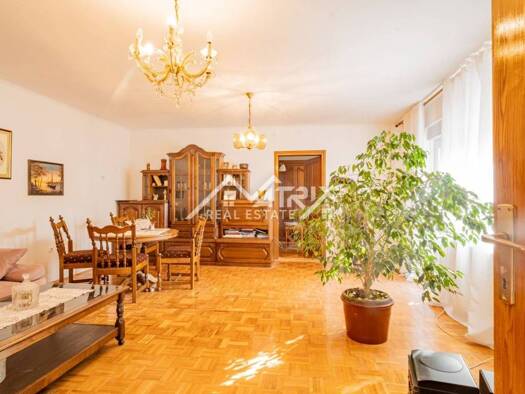 Haus zum Kauf 200.000 € 5 Zimmer 180 m² Centar, Vukovar Vukovar