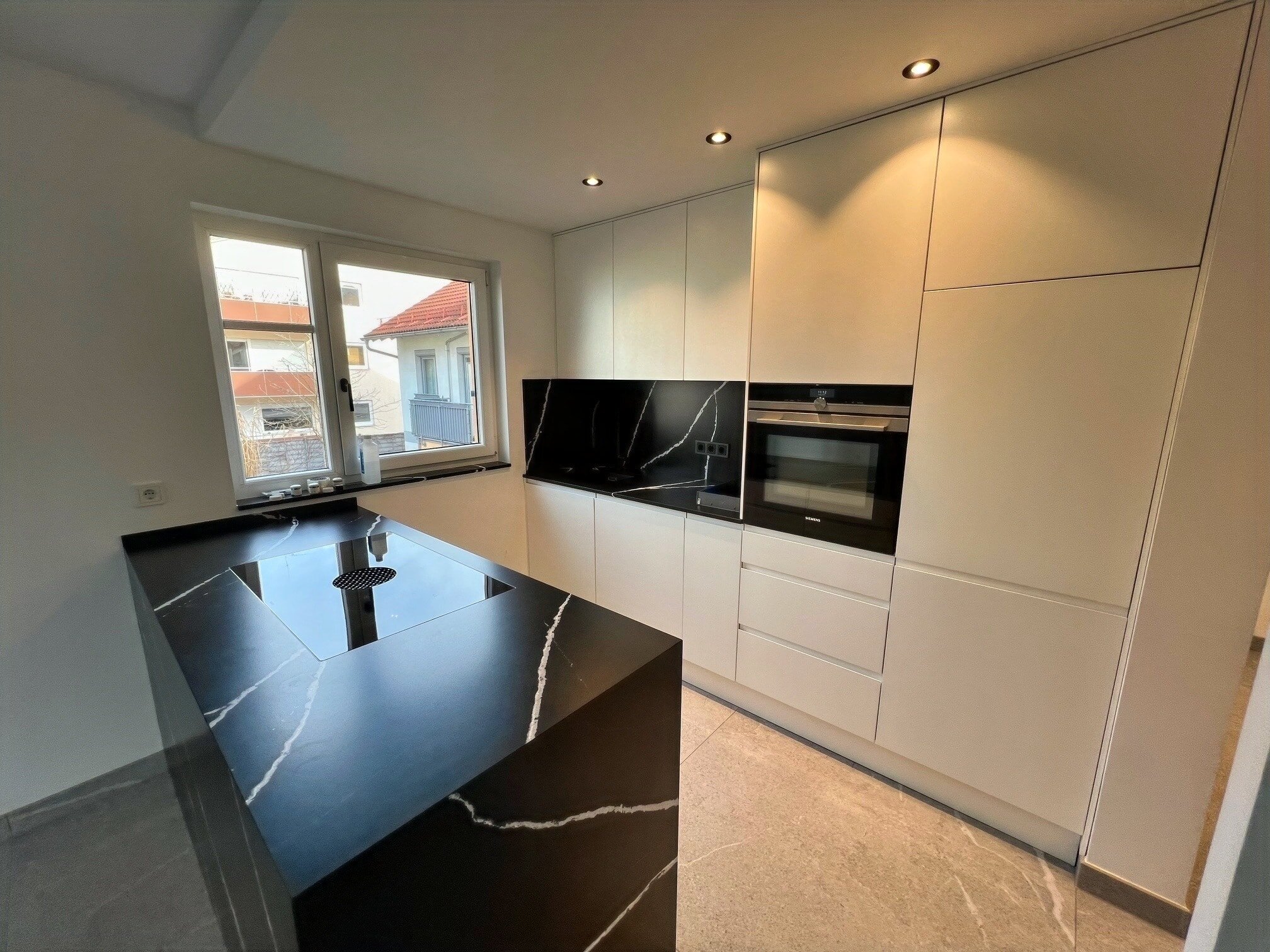 Wohnung zur Miete 1.590 € 3 Zimmer 80 m²<br/>Wohnfläche 1.<br/>Geschoss ab sofort<br/>Verfügbarkeit Ismaning Ismaning 85737