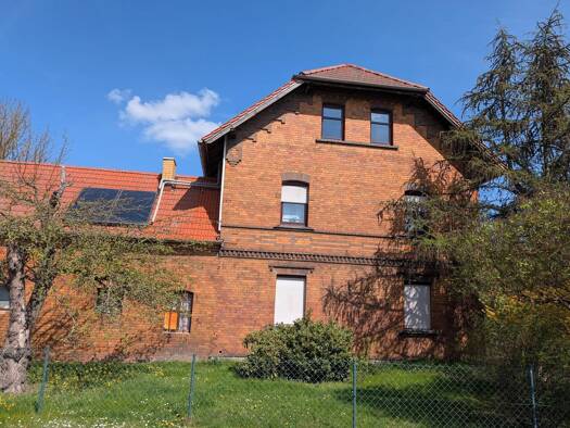 Mehrfamilienhaus zum Kauf 128.000 € 8 Zimmer 193,8 m² 1.255 m² Grundstück frei ab sofort Bad Schmiedeberg Bad Schmiedeberg 06905