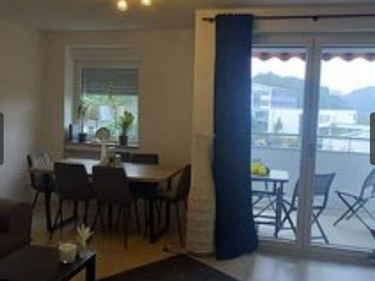 Wohnung zur Miete 649 € 3 Zimmer 77,8 m² 4. Geschoss frei ab 01.02.2026 Thüringer Straße 2 Coburg 96450