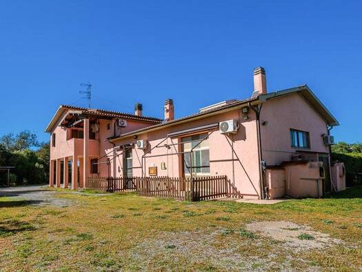Haus zum Kauf 850.000 € 275 m² Orbetello 58015
