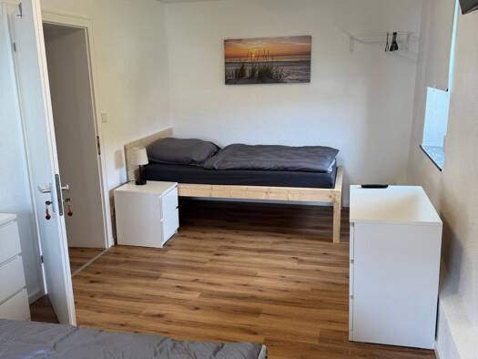 Wohnung zur Miete Wohnen auf Zeit 6 Zimmer 155 m² frei ab sofort In der Heinert 9 Tawern 54456