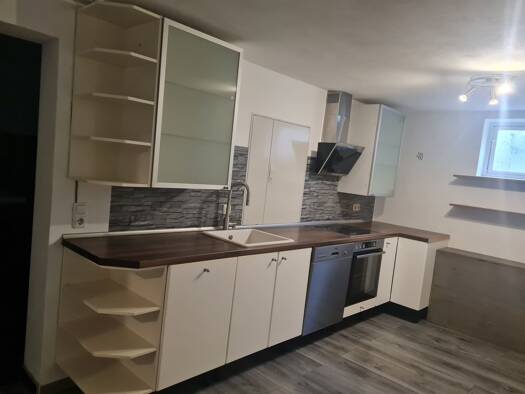 Wohnung zur Miete 500 € 2 Zimmer 85 m² Geschoss -1/3 frei ab sofort Zinzenzell Wiesenfelden 94344