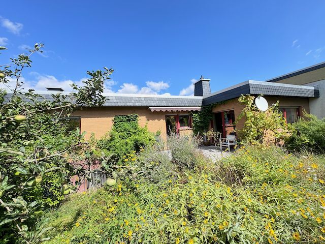 Bungalow zum Kauf 365.000 € 6 Zimmer 124 m²<br/>Wohnfläche 553 m²<br/>Grundstück Oberlahnstein Lahnstein 56112