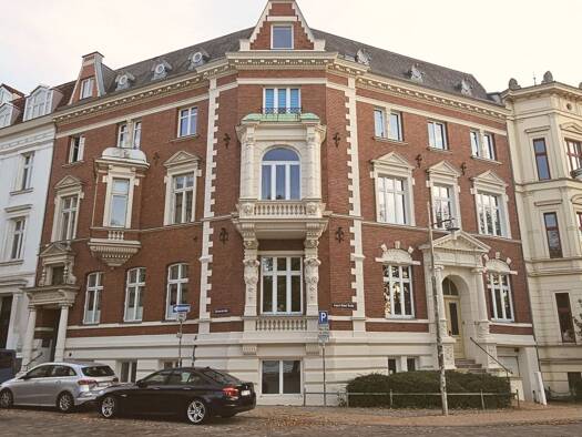 Wohnung zur Miete 1.290 € 3 Zimmer 112 m² 3. Geschoss frei ab 01.11.2026 Körnerstr. 24 Schelfstadt Schwerin 19055