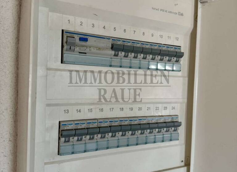 Mehrfamilienhaus zum Kauf als Kapitalanlage geeignet 265.000 € 8 Zimmer 221 m²<br/>Wohnfläche 191 m²<br/>Grundstück Wiebelskirchen Neunkirchen-Wiebelskirchen 66540