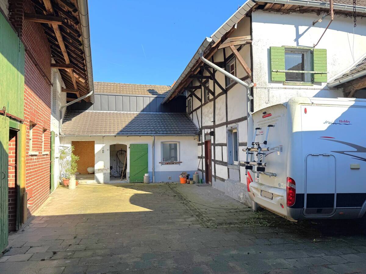 Immobilie in Jüchen - Entwicklungsfähige Hofanlage im Ortskern von Jüchen - Wey - Bild 3