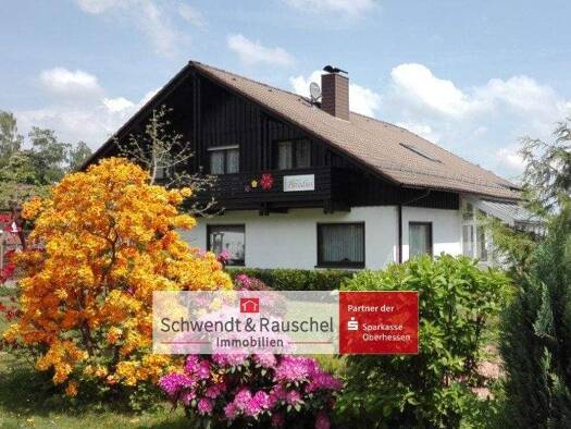 Haus zum Kauf 420.000 € 11 Zimmer 263 m² 1.630 m² Grundstück Ilbeshausen-Hochwaldhausen Grebenhain 36355