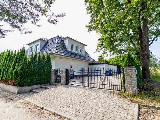 Haus zum Kauf 629.900 € 6 Zimmer 194 m² 1.031 m² Grundstück frei ab sofort Plau Plau am See 19395