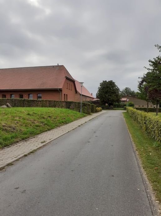 Grundstück zum Kauf provisionsfrei 70.000 € 904 m²<br/>Grundstück Zum Landgut Teschow Teterow 17166