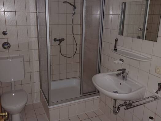 Wohnung zur Miete 280 € 1,5 Zimmer 38 m² Geschoss 1/3 frei ab 01.01.2026 Rotthalmünster 94094