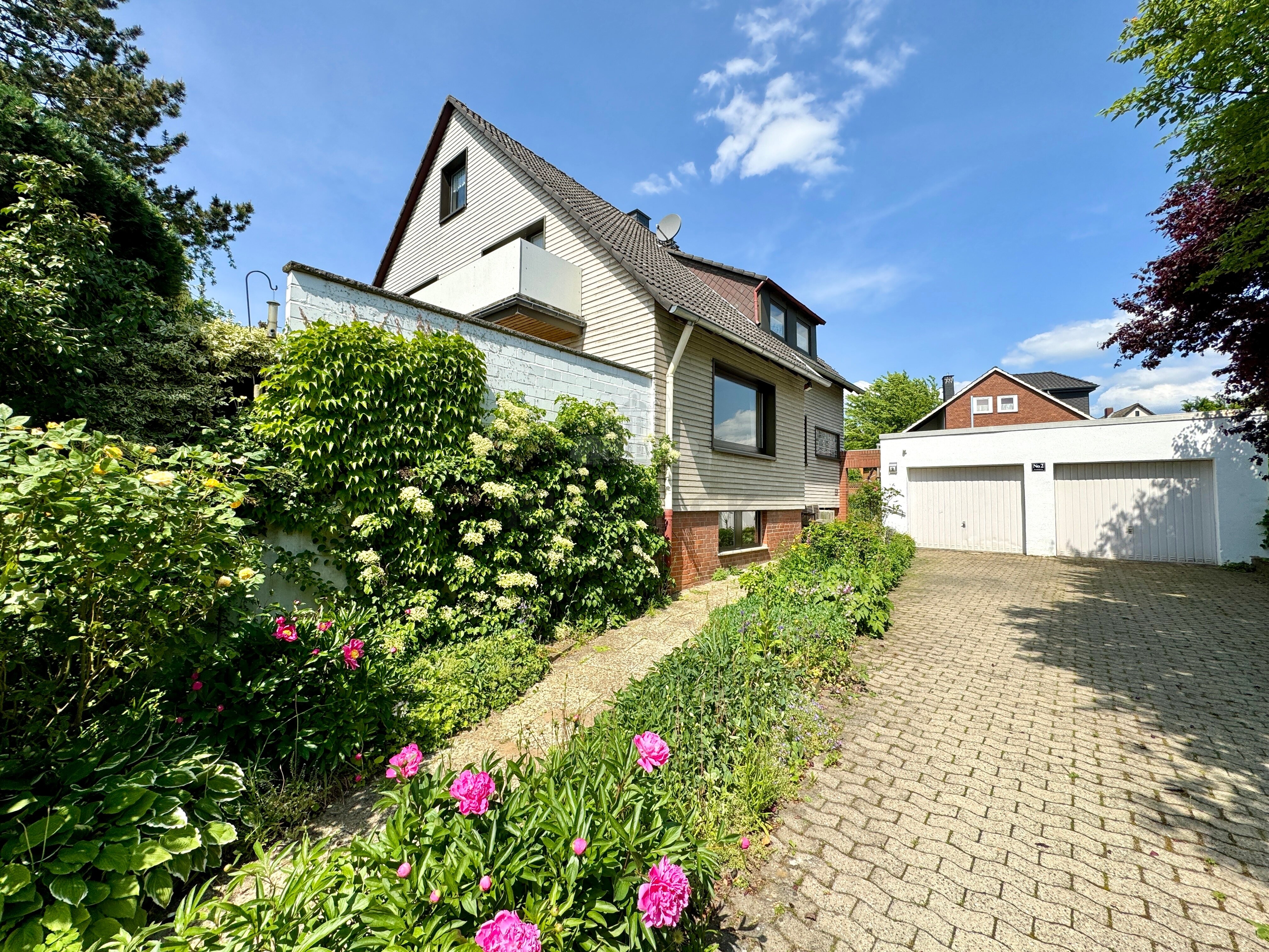 Mehrfamilienhaus zum Kauf 289.000 € 7 Zimmer 141 m²<br/>Wohnfläche 588 m²<br/>Grundstück Bennigsen Bennigsen 31832