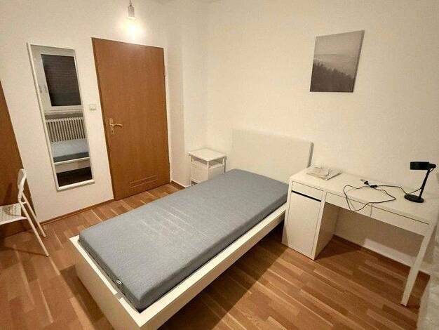 WG-Zimmer zur Miete Wohnen auf Zeit 400 € 12,1 m² EG Eckenheimer Landstraße 361 Eckenheim Frankfurt 60435