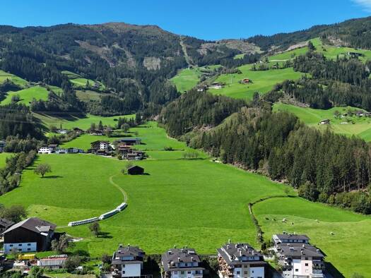 Doppelhaushälfte zum Kauf 5 Zimmer 151,9 m² 393,5 m² Grundstück Fügenberg 6264