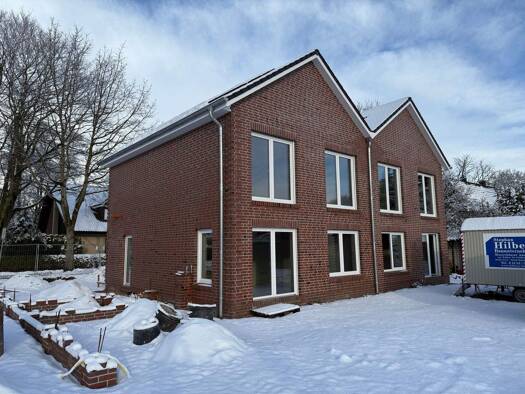 Doppelhaushälfte zum Kauf provisionsfrei 425.000 € 1 Zimmer 106 m² 273 m² Grundstück frei ab 01.05.2026 Zetel 26340