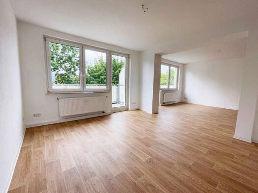 Wohnung zur Miete 700 € 5 Zimmer 122 m² 2. Geschoss Carl-von-Ossietzky-Straße 133 Gablenz Chemnitz 09127
