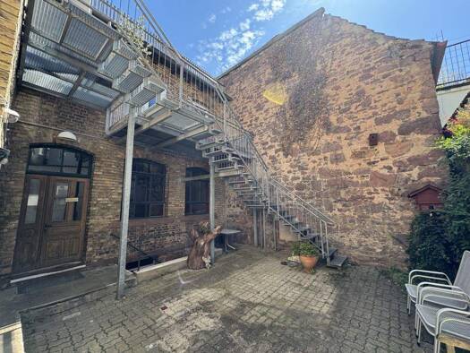 Haus zum Kauf 599.000 € 8 Zimmer 151 m² 239 m² Grundstück Ettlingen 76275