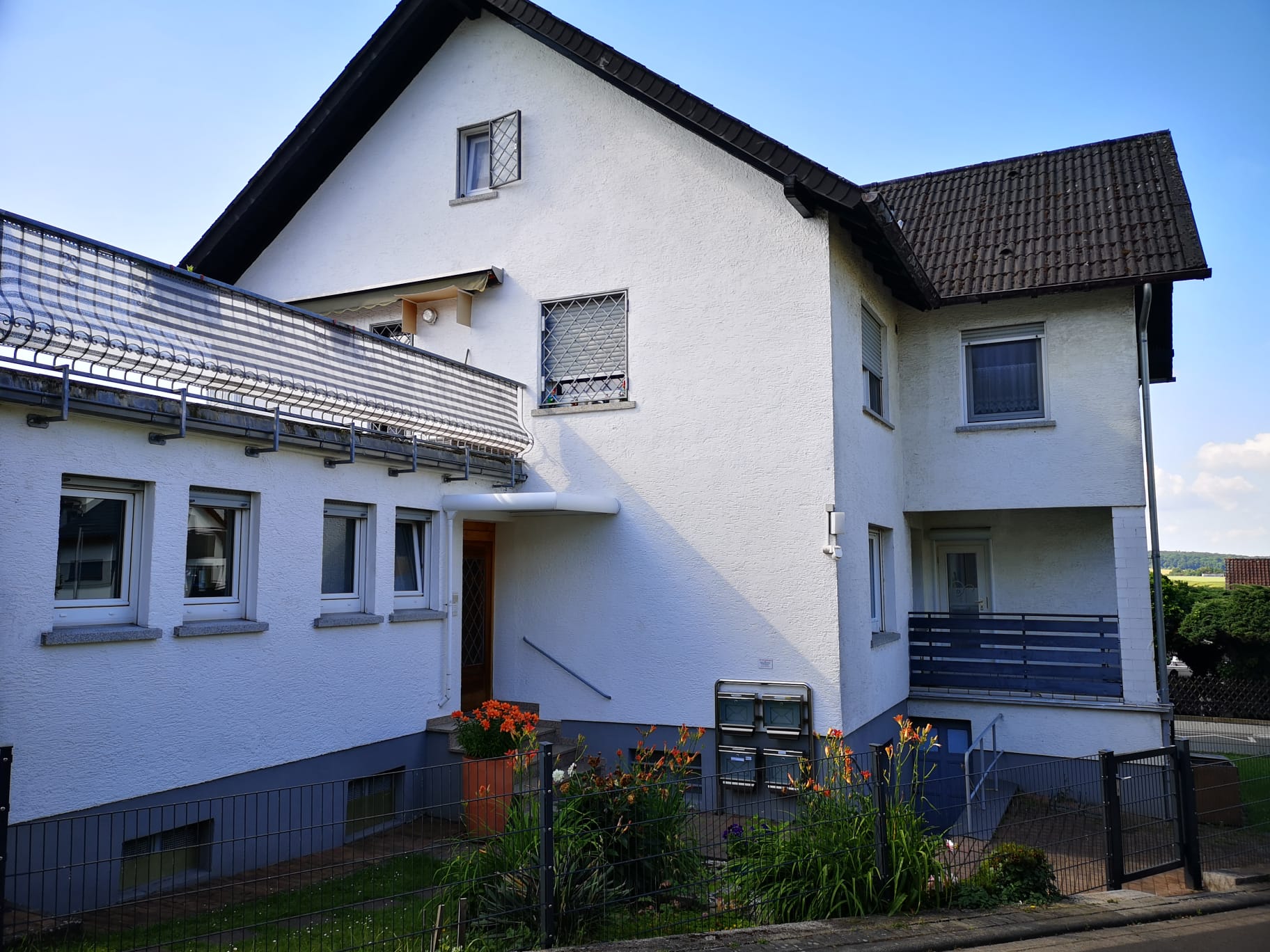 Mehrfamilienhaus zum Kauf provisionsfrei 749.000 € 9 Zimmer 260 m²<br/>Wohnfläche 590 m²<br/>Grundstück ab sofort<br/>Verfügbarkeit Kilianstädten Schöneck 61137