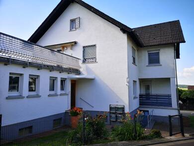 Mehrfamilienhaus zum Kauf provisionsfrei 680.000 € 9 Zimmer 260 m² 590 m² Grundstück frei ab sofort Kilianstädten Schöneck 61137