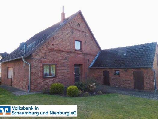 Einfamilienhaus zum Kauf 165.000 € 6 Zimmer 160 m² 821 m² Grundstück Bückeburg 31675