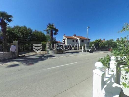 Haus zum Kauf 1.649.000 € 6 Zimmer 429 m² Rovinj Rovinj