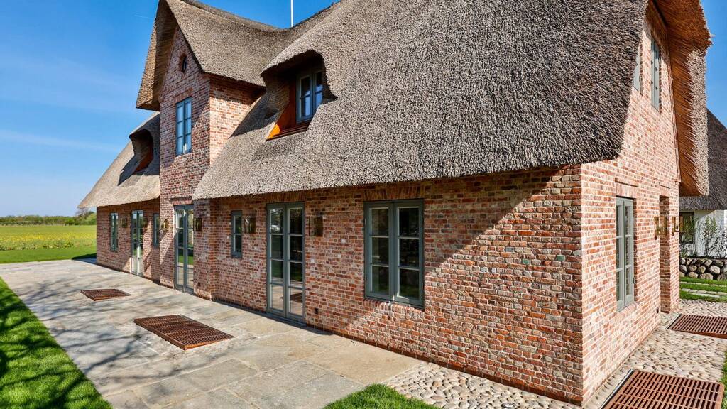 Einfamilienhaus zum Kauf - Erstbezug 6 Zimmer 330 m² 834 m² Grundstück Morsum Sylt 25980