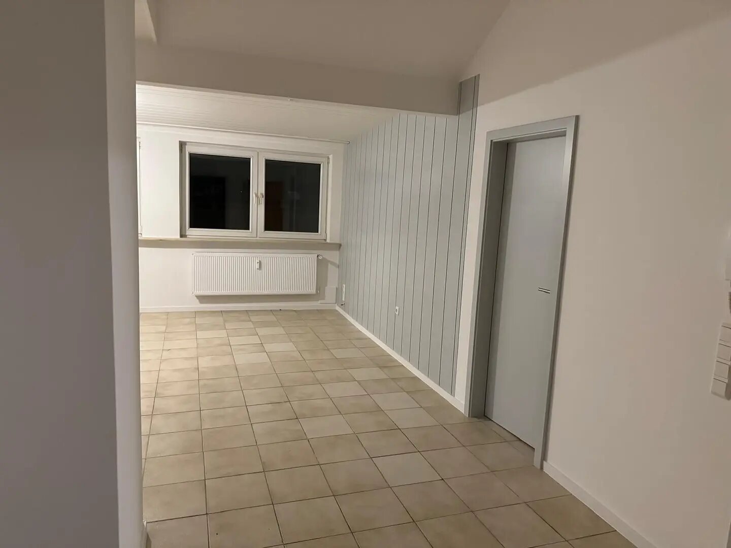 Wohnung zum Kauf provisionsfrei 120.000 € 4 Zimmer 95 m²<br/>Wohnfläche ab sofort<br/>Verfügbarkeit Harmoniestraße 40 Ruhrort Duisburg 47119