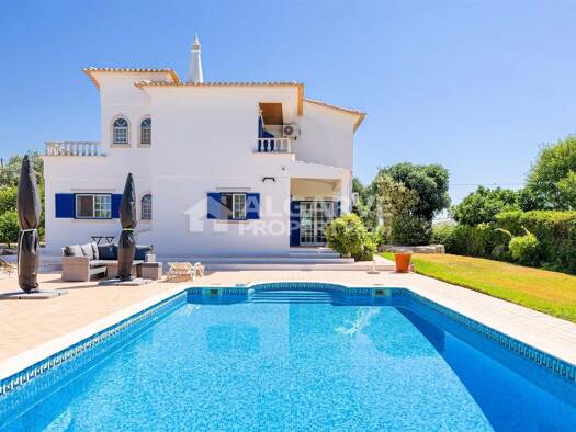 Haus zum Kauf 895.000 € 184 m² 2.300 m² Grundstück Loulé (São Clemente) 8100