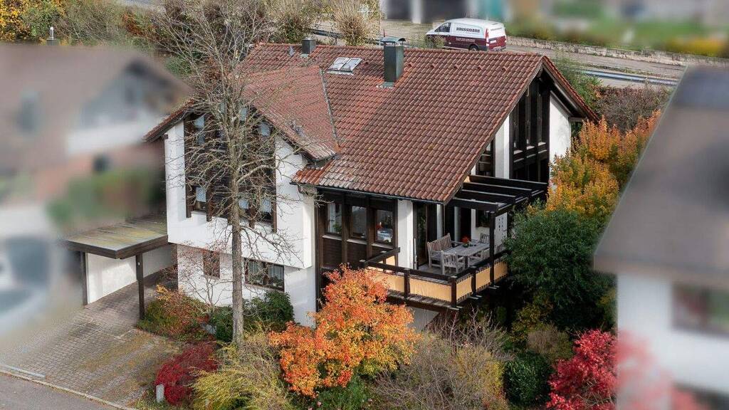 Einfamilienhaus zum Kauf 749.900 € 8 Zimmer 195 m² 477 m² Grundstück Oberboihingen 72644