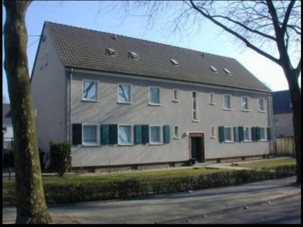 Wohnung zur Miete nur mit Wohnberechtigungsschein 332 € 3,5 Zimmer 67,2 m² 1. Geschoss frei ab 01.11.2026 Donaustraße 139 Meerbeck Moers 47443
