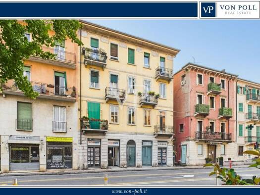 Villa zum Kauf 1.380.000 € 18 Zimmer 420 m² 190 m² Grundstück Interrato dell'Acqua Morta 46 Verona 37129