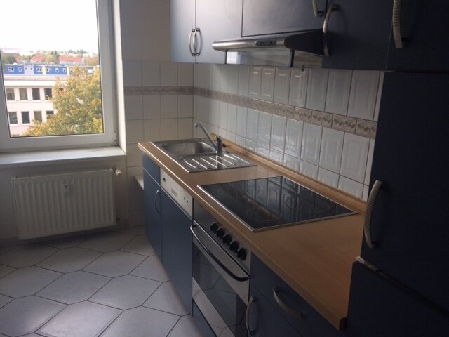 Wohnung zur Miete 380 € 2 Zimmer 63,2 m²<br/>Wohnfläche 4.<br/>Geschoss 01.12.2024<br/>Verfügbarkeit Leipziger Straße 51a Helmholtzstraße Magdeburg 39112