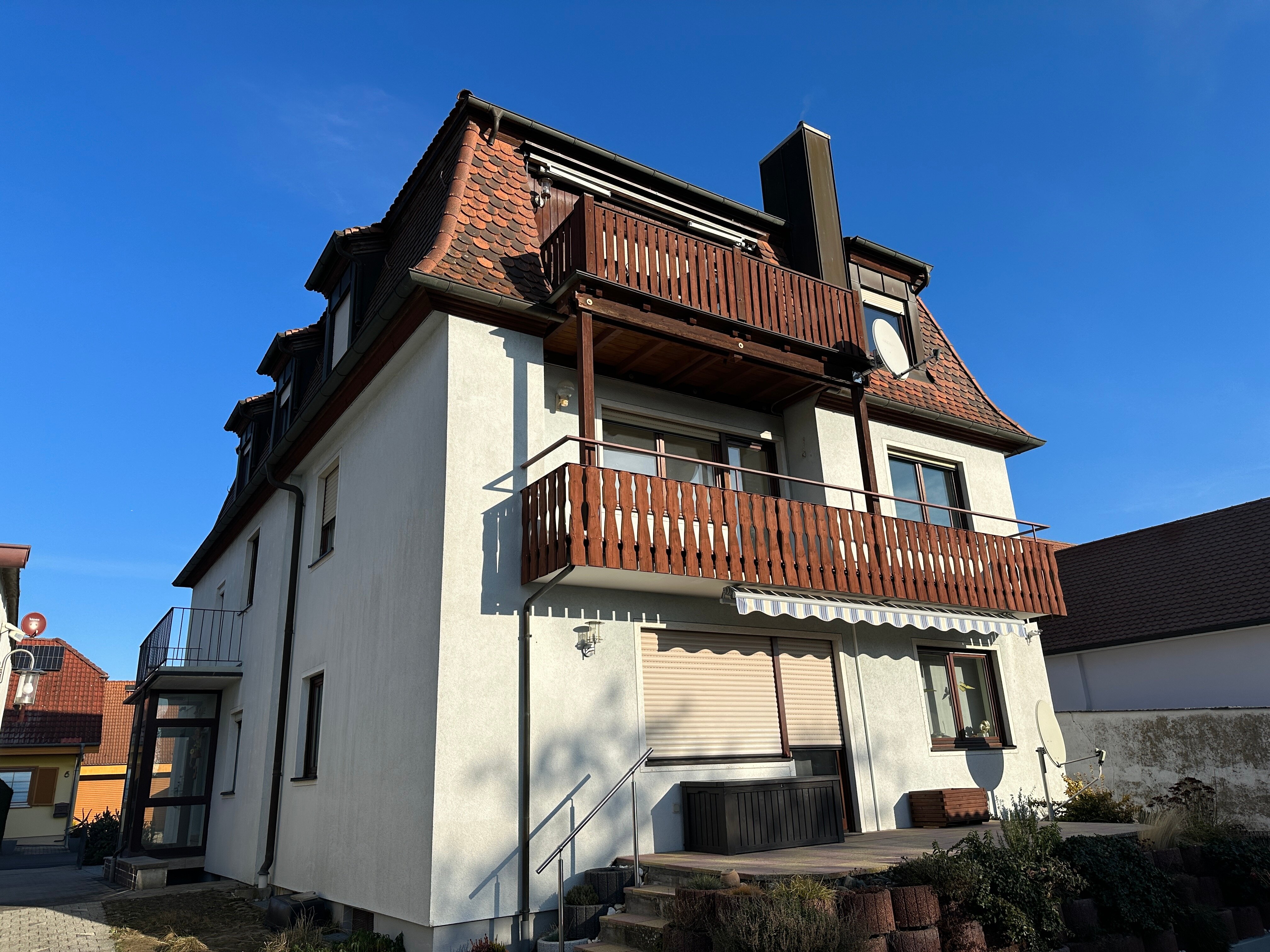 Wohnung zum Kauf 254.000 € 4 Zimmer 110,8 m²<br/>Wohnfläche 1.<br/>Geschoss ab sofort<br/>Verfügbarkeit Repperndorf Kitzingen 97318