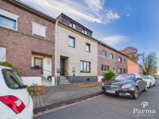 Reihenmittelhaus zum Kauf 265.000 € 7 Zimmer 166,5 m² 506 m² Grundstück Mariaweiler Düren 52353