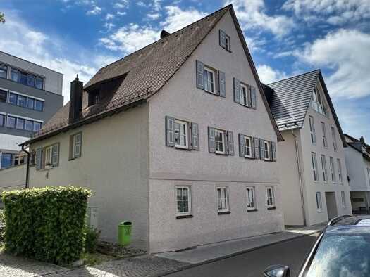 Mehrfamilienhaus zum Kauf 499.000 € 9 Zimmer 228 m² 272 m² Grundstück frei ab sofort Bad Saulgau Bad Saulgau 88348