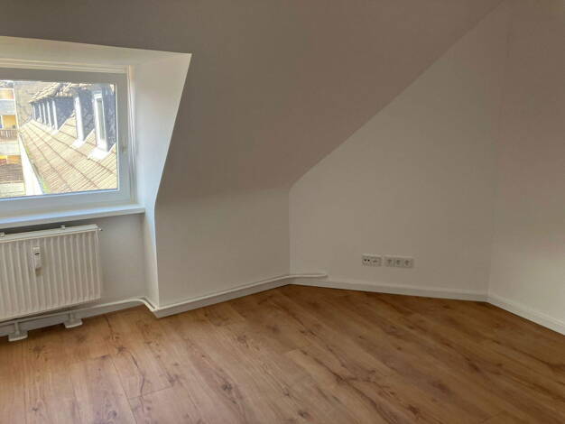 Wohnung zur Miete 650 € 3 Zimmer 33 m² Dachgeschoss, 3. Geschoss frei ab 15.08.2025 Femerlingstr. 5 Eißendorf Hamburg 21703