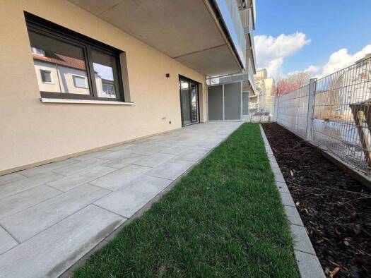 Terrassenwohnung zur Miete - Erstbezug 1.220 € 2 Zimmer 60,8 m² EG frei ab sofort Lange Straße 65 Innenstadt Fürth 90762