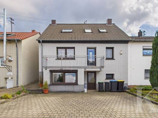 Doppelhaushälfte zum Kauf 219.000 € 5 Zimmer 103,4 m² 378 m² Grundstück Riegelsberg 66292