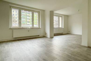 Wohnung zur Miete 549 € 5 Zimmer 111,8 m² 1. Geschoss Eugen-Fritsch-Straße 31 Bahnhofsvorstadt Plauen 08523