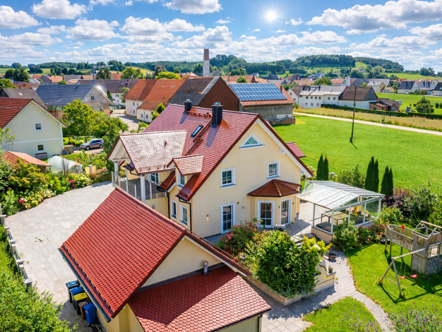 Einfamilienhaus zum Kauf 1.300.000 € 8 Zimmer 389 m² 2.248 m² Grundstück Zaisertshofen Tussenhausen 86874