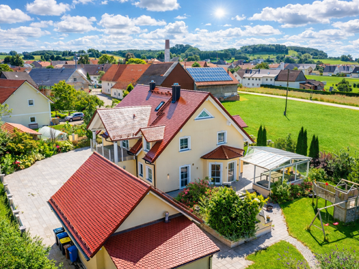 Einfamilienhaus zum Kauf 1.300.000 € 8 Zimmer 389 m² 2.248 m² Grundstück Zaisertshofen Tussenhausen 86874