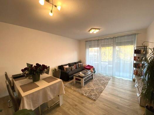 Wohnung zur Miete 650 € 2 Zimmer 59 m² 2. Geschoss Altfeld 97828