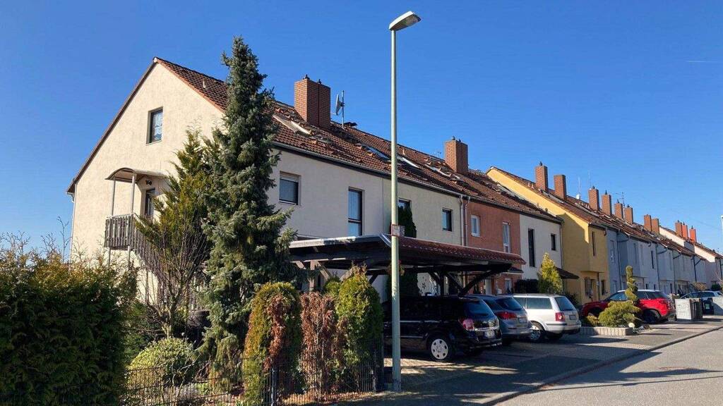 Reihenendhaus zum Kauf provisionsfrei 599.000 € 6 Zimmer 150 m² 300 m² Grundstück Nordenstadt Wiesbaden 65205