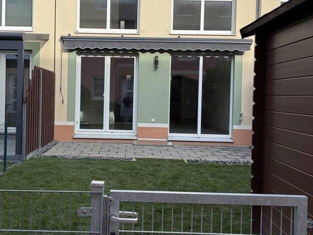 Reihenmittelhaus zur Miete 1.900 € 5 Zimmer 140 m² 137 m² Grundstück Feucht 90537