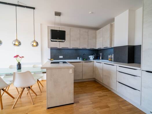 Wohnung zur Miete 910 € 2 Zimmer 53,1 m² 8. Geschoss frei ab 01.12.2025 Großprüfening-Dechbetten-Königswiesen Regensburg 93051