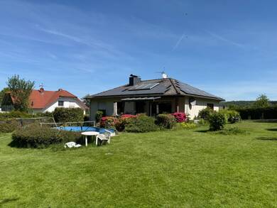 Bungalow zum Kauf 299.000 € 3 Zimmer 100 m² 1.300 m² Grundstück Wellerode Söhrewald / Wellerode 34320