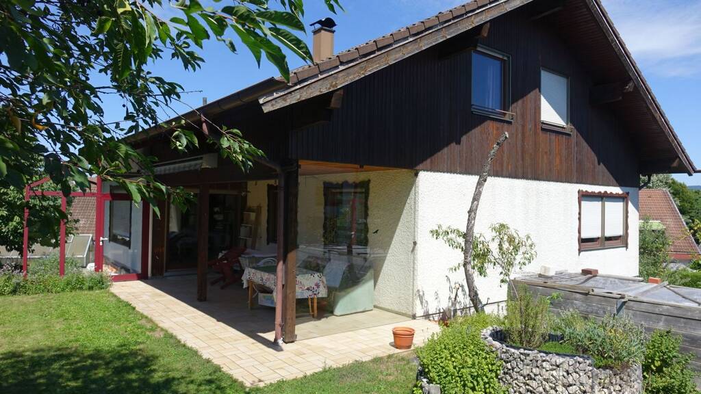 Einfamilienhaus zum Kauf provisionsfrei 487.000 € 8 Zimmer 245 m² Aldinger Straße Spaichingen 78549