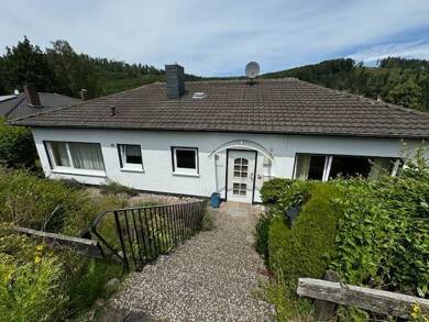Bungalow zum Kauf 199.500 € 153 m² 916 m² Grundstück frei ab sofort Thal Bad Pyrmont 31812