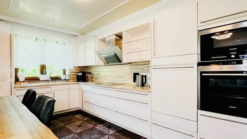 Mehrfamilienhaus zum Kauf 699.000 € 10 Zimmer 293 m² 516 m² Grundstück Forchtenberg 74670